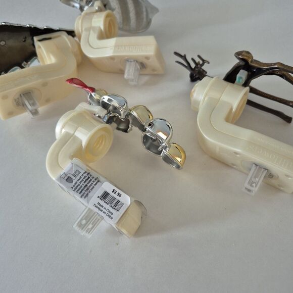 Bath and Body Works 5 Christmas Plug In Wallflowers Bells Wreath Tree Deer Bulb - Picture 10 of 11